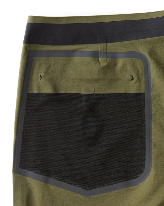 APEX Evolution Trunk by Kelly Slater