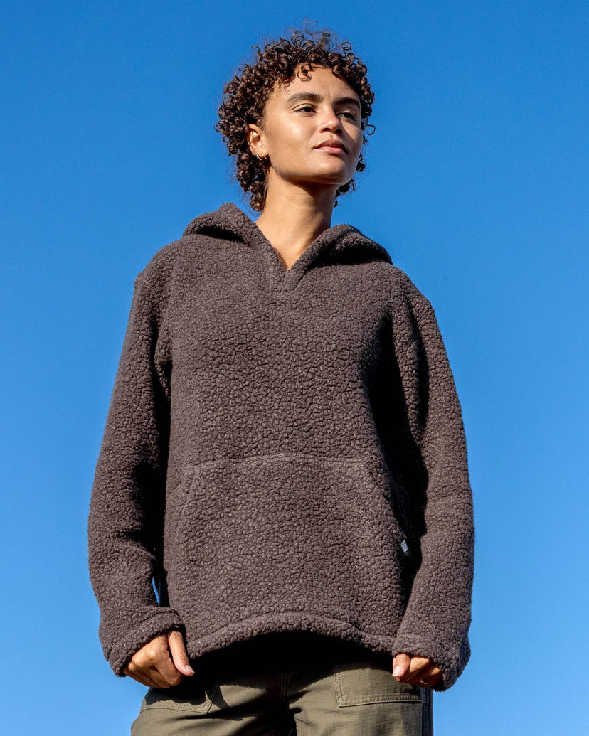 Woolaroo Outerknown | Leading the Revolution in Sustainable Apparel