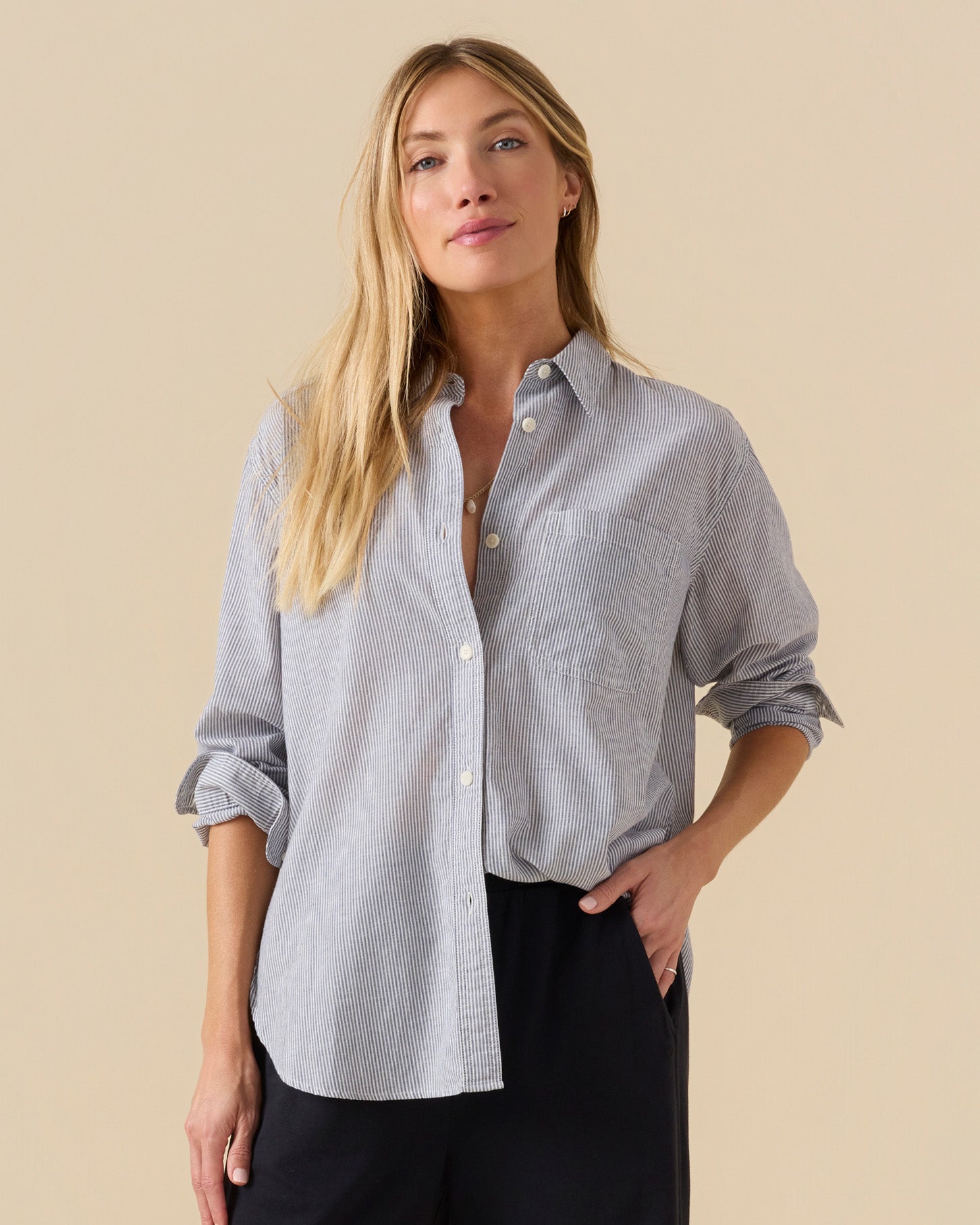 dress shirt women Regular Fit Dress Shirt for Tall Women in Black 6 / Tall / Black