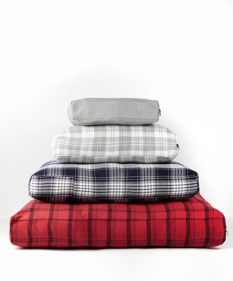 Project Vermont Small Blanket Shirt Dog Bed Cover, Accessories